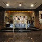 Allegroitalia Golden Palace فندق 5*