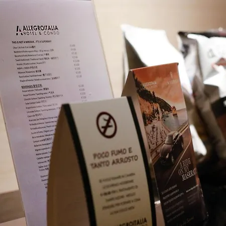 Allegroitalia Golden Palace מלון