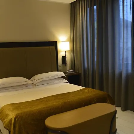 Allegroitalia Golden Palace מלון 5*